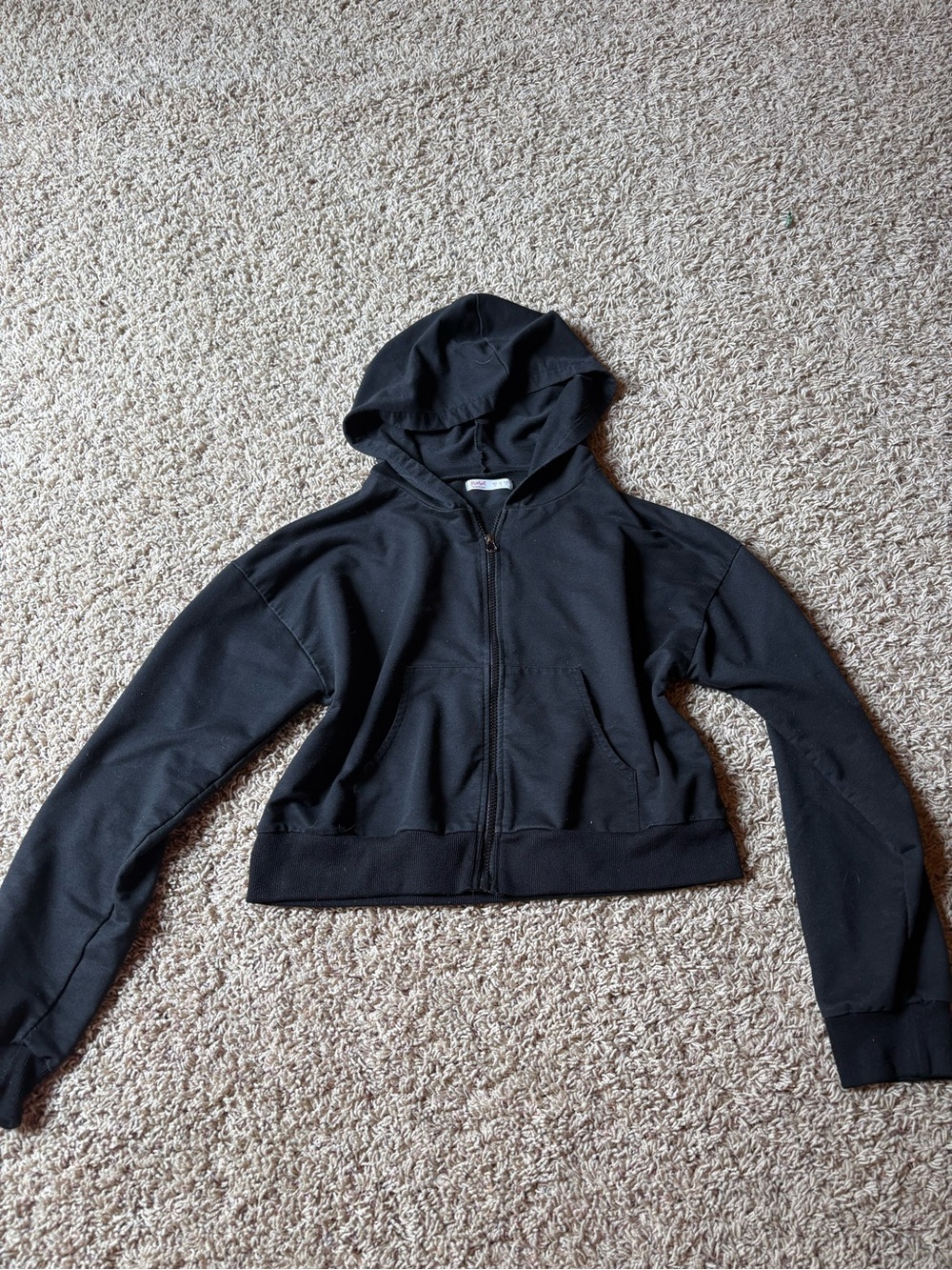 Black Zip-Up Cropped Hoodie